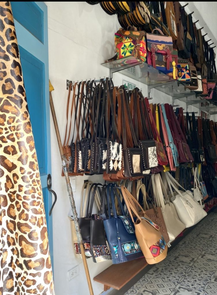 The Carriel - Colombia’s Gorgeous & Iconic Must-Have 24 47BD7732 8460 444B A8C1 8B923776162A
